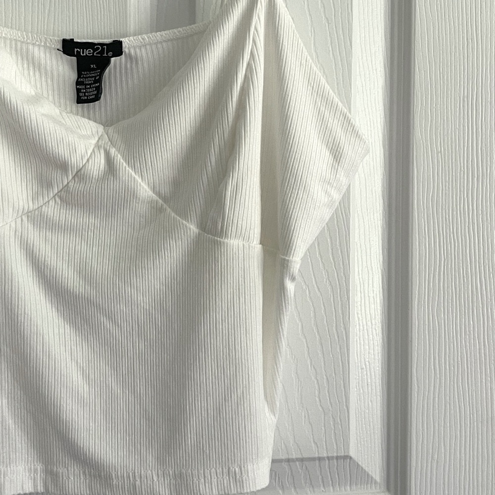 White Rue21 Crop Top Tank - Picture 4 of 8